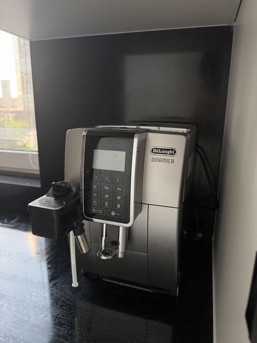 Кофемашина Delonghi