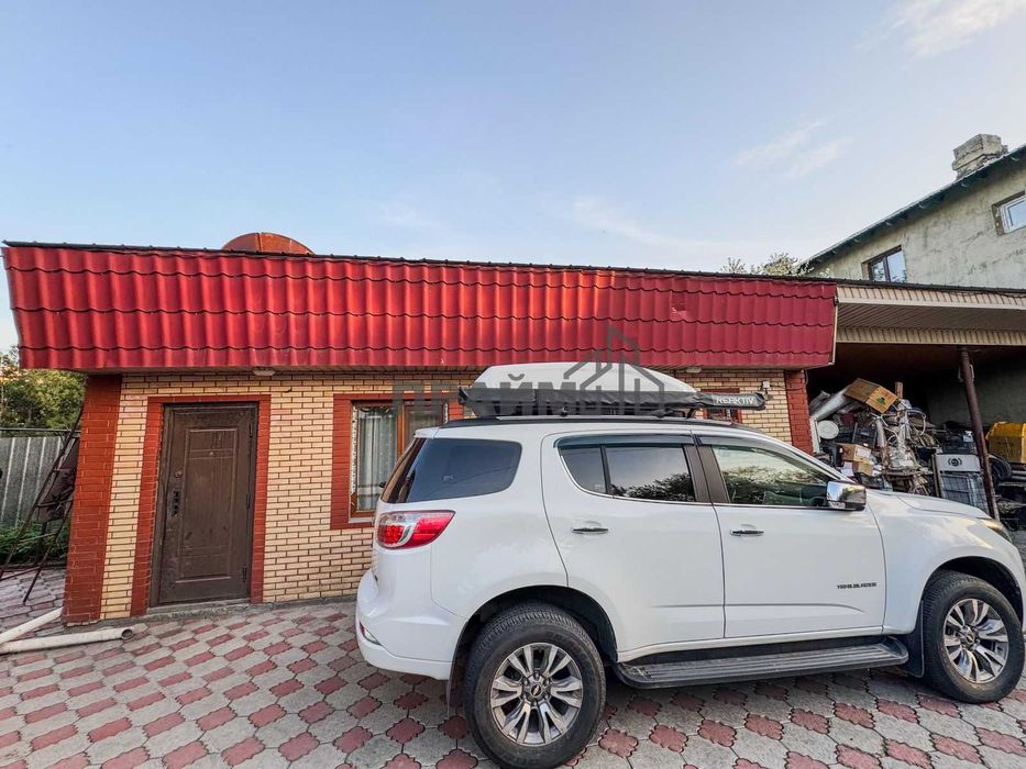 ПРОДАМ 5 ком. дом Центр (Артем ПРАЙМ)