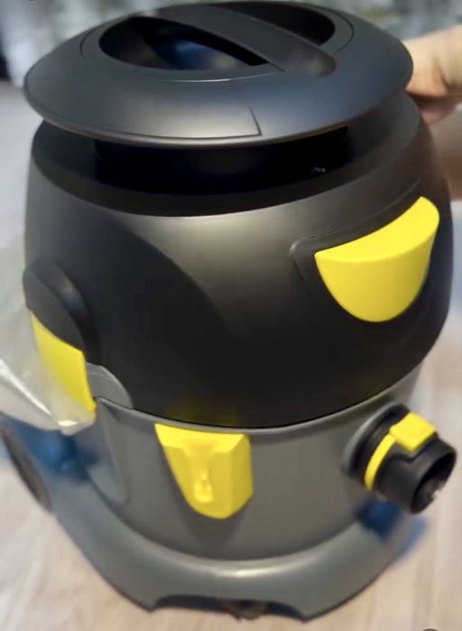 Продам пылесос Karcher T 10/1