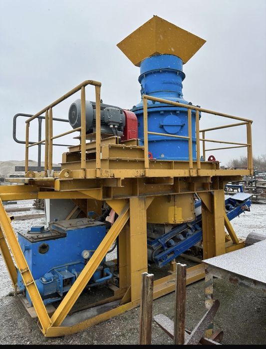 Concasor cu con Krupp