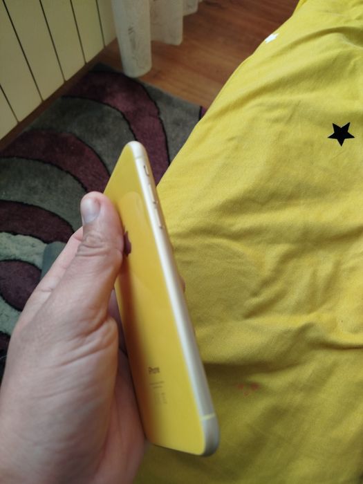 Iphone xr de 64 gb (pret fix)