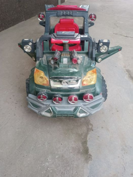 Детский машина сотилади