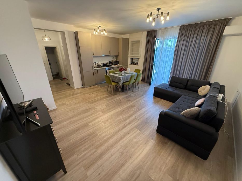 Apartament  3 camere