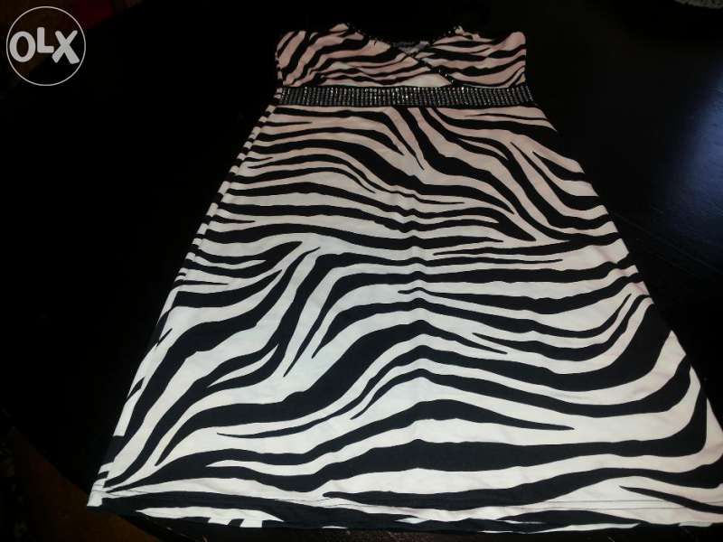 Красива рокля -20 лева