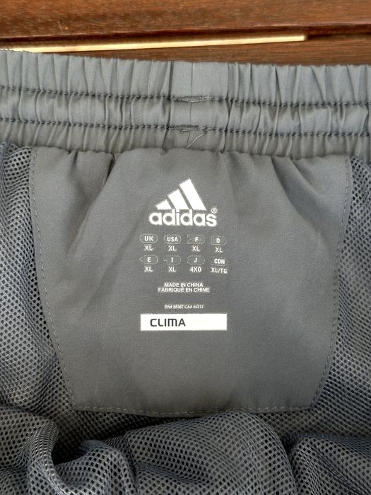 Мъжко спортно долнище Adidas ClimaCool - размер XL, Отлично състояние