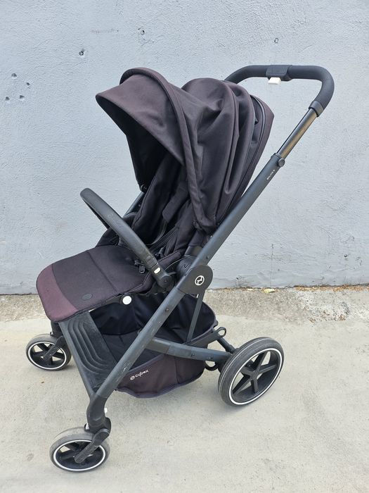 Продавам детска количка