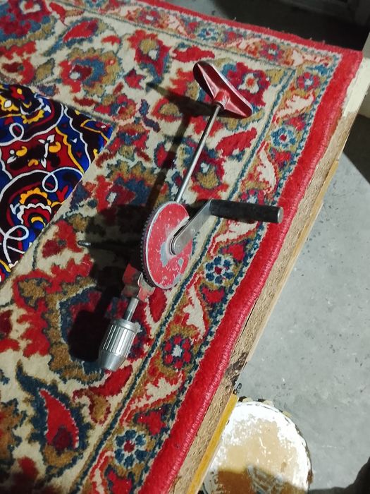 Ручной инструмент дрел