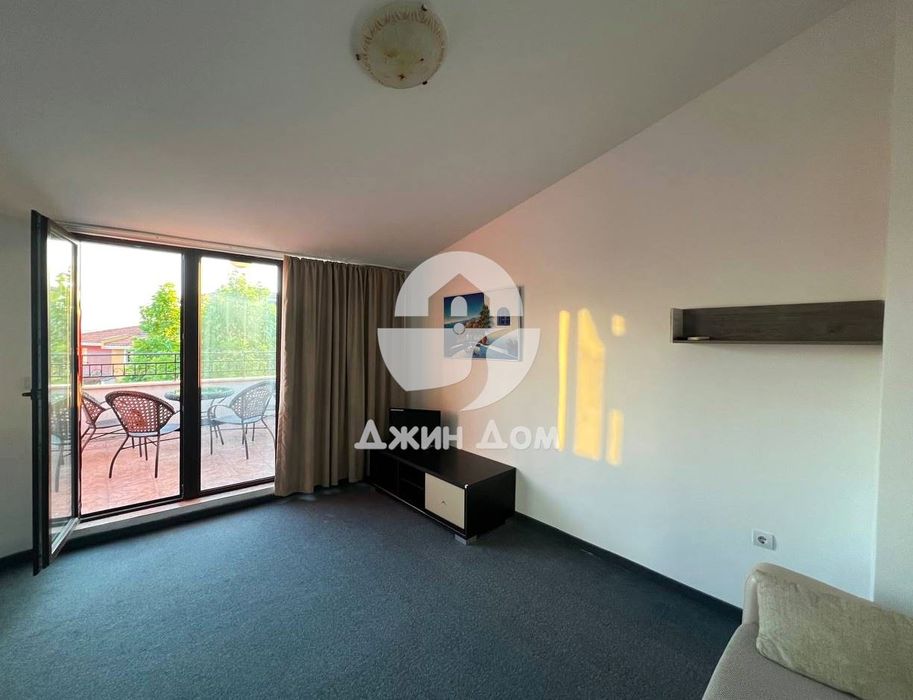 Продава се Едностаен апартамент в Ахелой - 44 кв.м за 1205 €/кв.м - Снимка #2