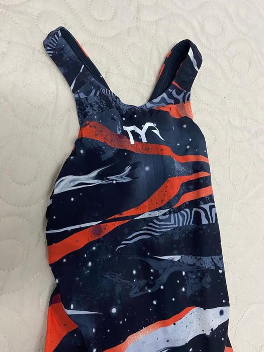 Vand costum inot fete TYR