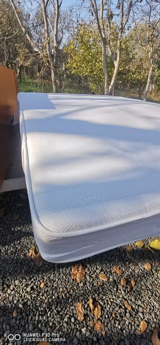 Saltele 200/140 din spuma de burete cu husa detasabila cu fermuar