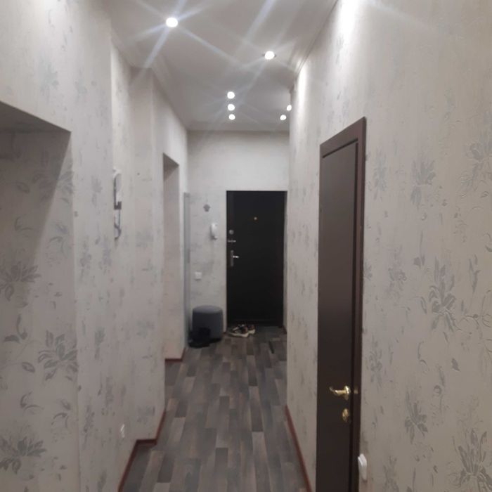 Продам 2 комн. квартиру в самом центре Караганды