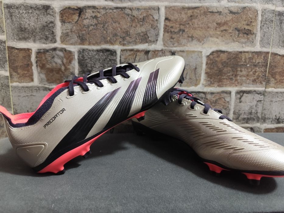 Ghete de fotbal Adidas Predator