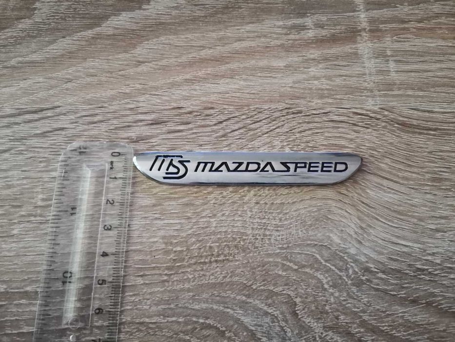 метална емблема лого MazdaSpeed
