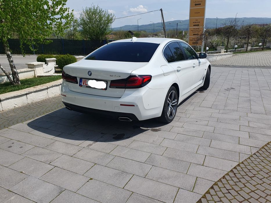 2022 Bmw 520e 204 cp plug in hybrid laser
