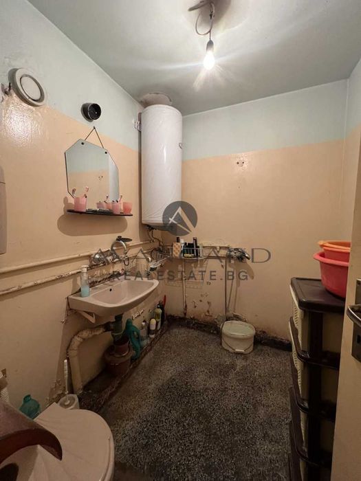 Продава се Двустаен апартамент в Пловдив, Тракия - 48 кв.м за 1625 €/кв.м - Снимка #5