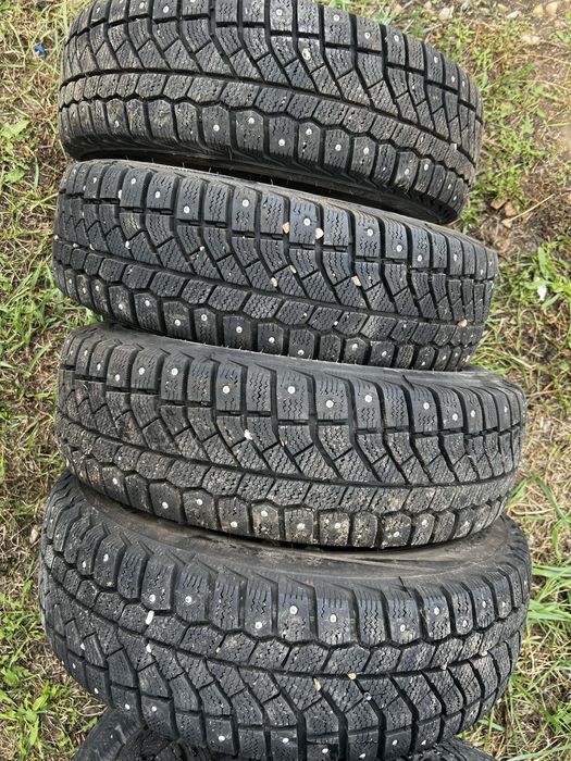 Зимние шины с дисками 175/65 R14