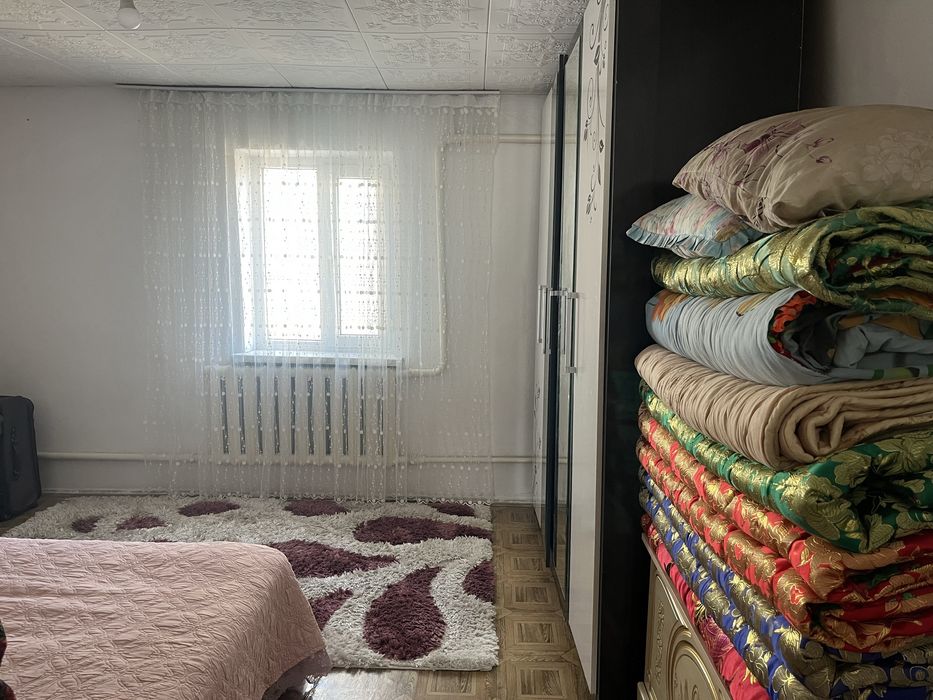 ОРТАЛЫҚТА үй сатылады!!