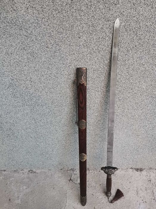 Традиционен китайски меч