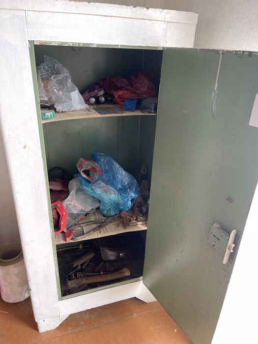 Сейф с замком в хорошем состоянии