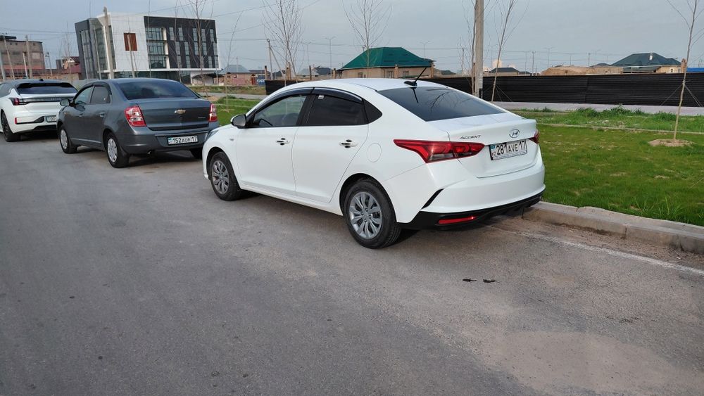 Хундай аксент 2021 1.4