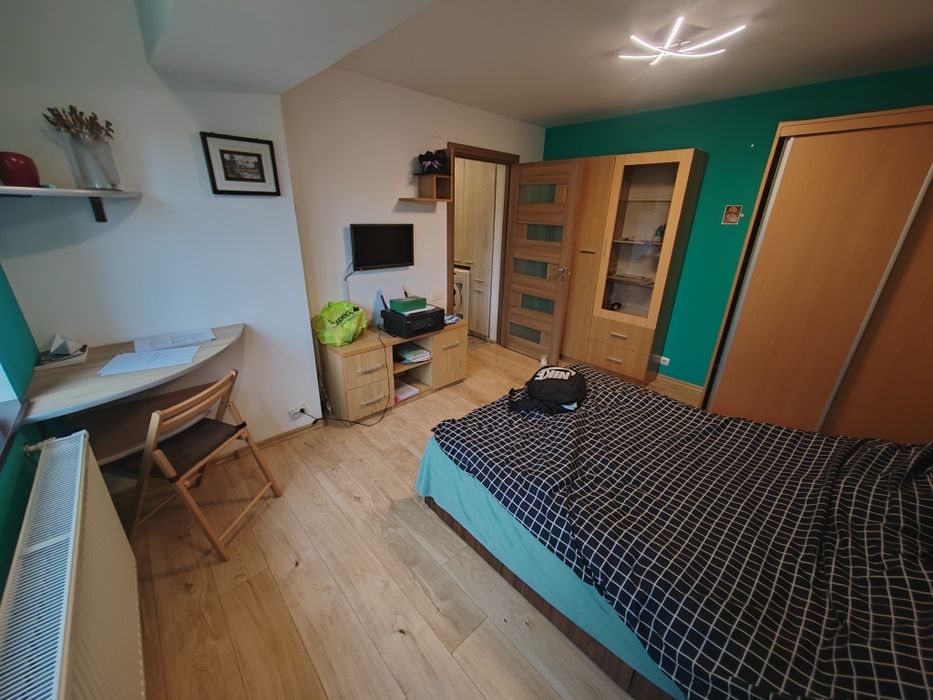De închiriat apartament 2 camere