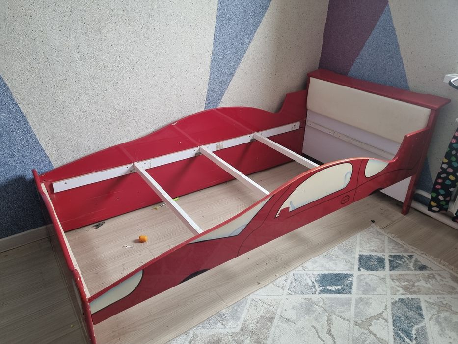 Продам кровать б.у.