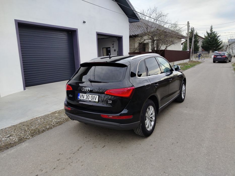 Vând Audi Q5 2.0 tdi 177cp quattro