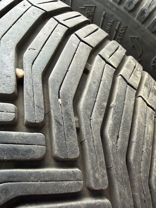 Vand 2 anvelope Michelin CrossClimate 225/40 R18 DOT4120