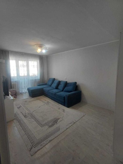 продам 2 комн. квартиру в центре города