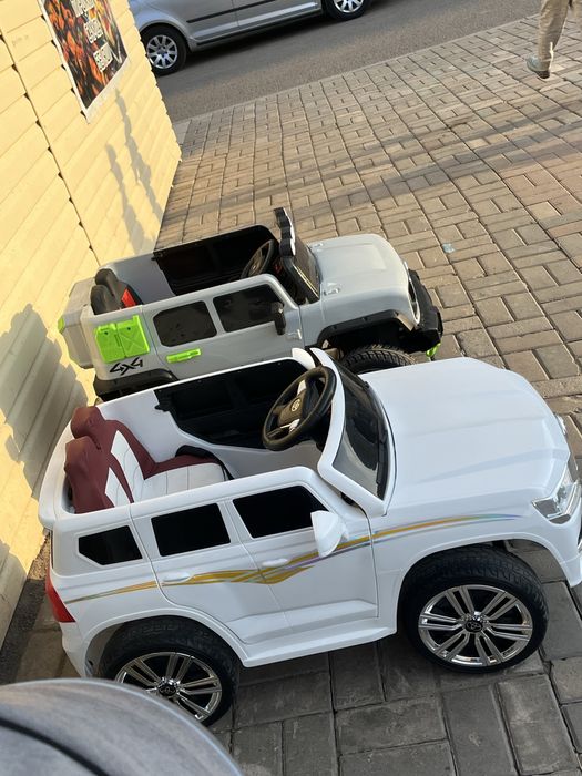 Электронный машина