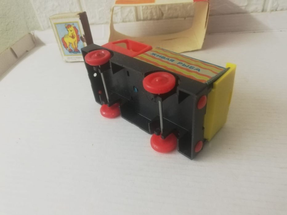 Машинки, новые СССР.