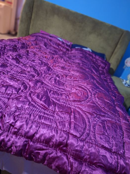 Plapuma cu doua fete din lana si matase