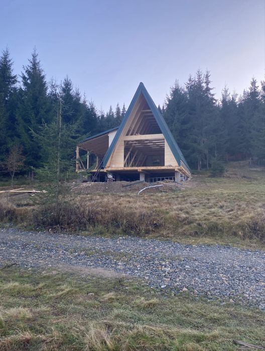 Constructii cabane A-Frame si case Modulare din lemn