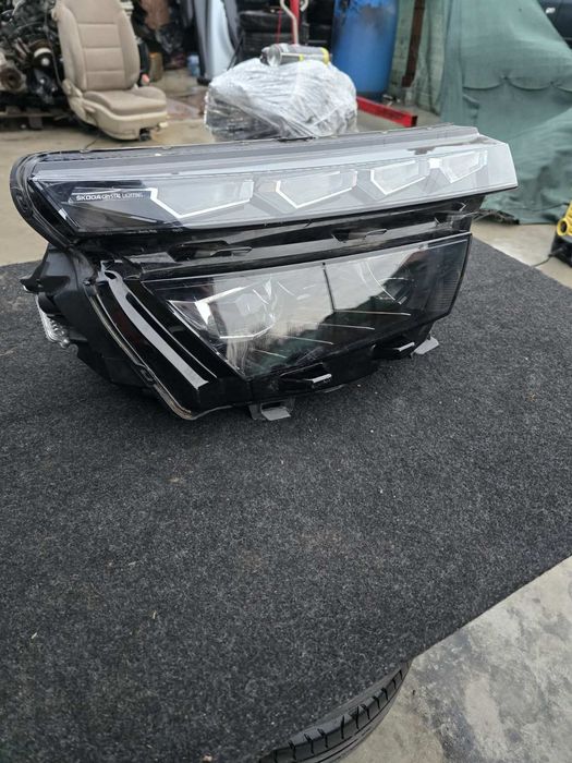 Оригинален преден десен фар за скода камик. SKODA KAMИК