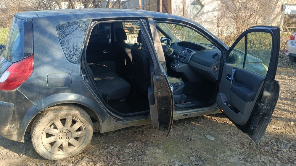 Renault Scenic 2 funcțională pentru dezmembrări