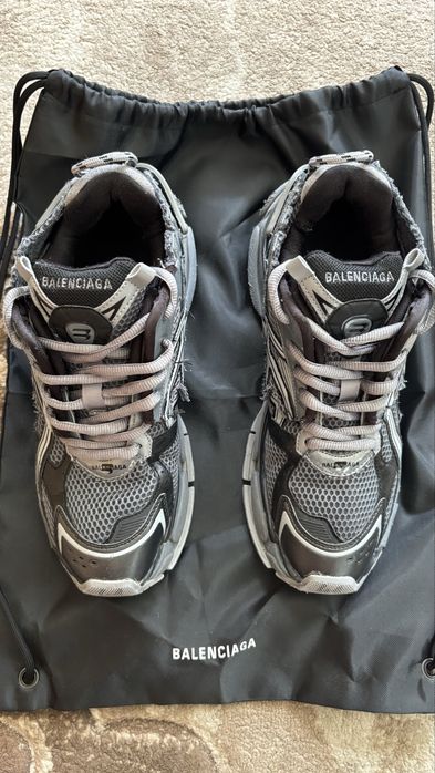 Balenciaga Runner Grey
