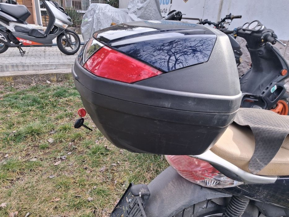 Оригинален куфар-топ каса за Aprilia