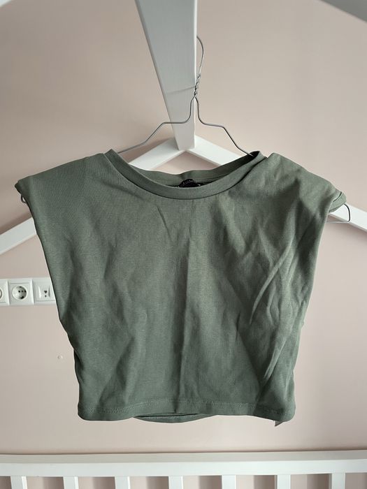 Лот от кроп топове в размери XXS/XS/S - продават се и поотделно