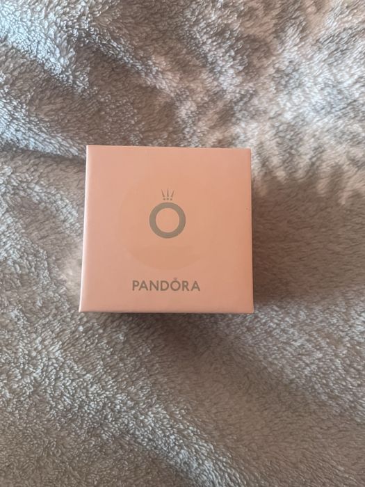 Обеци pandora сърчица