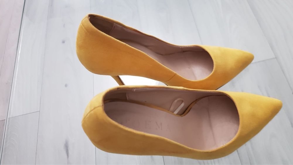 Pantofi cu toc Poema