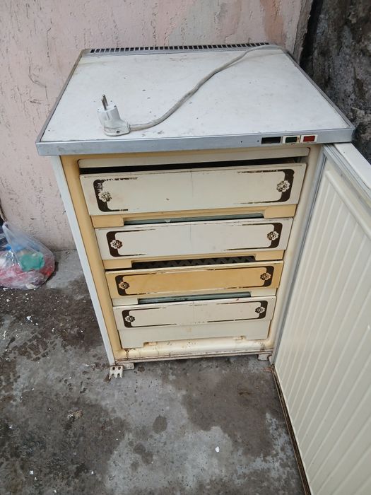 Морозилник сатам