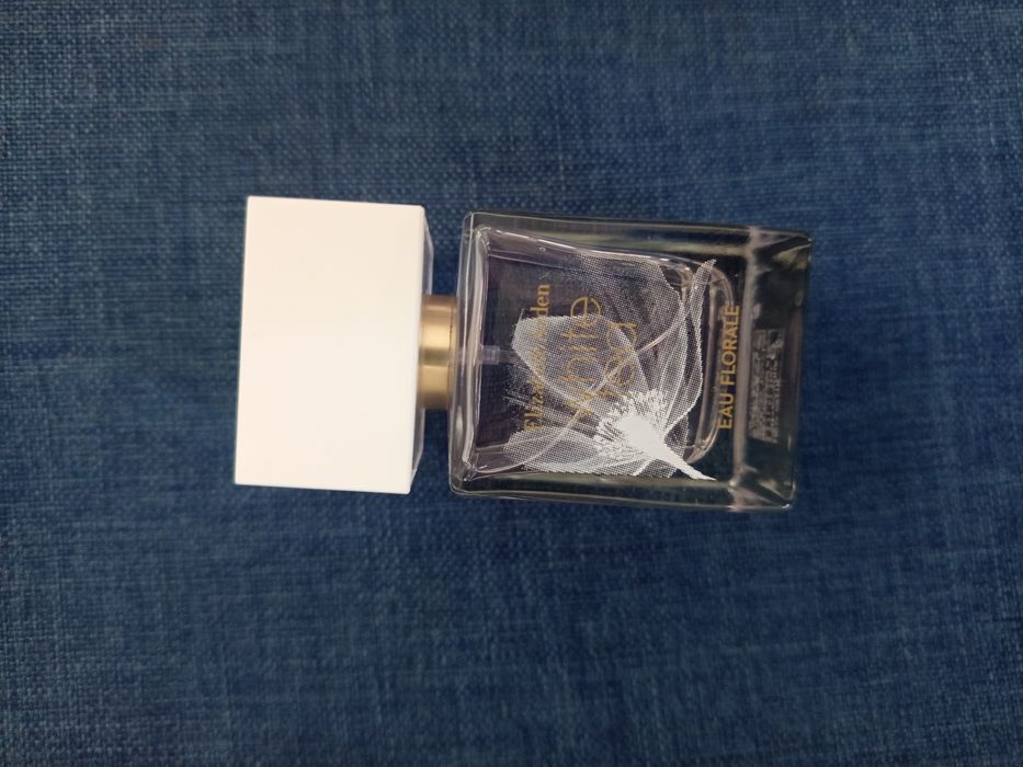 Elizabeth  Arden White tea Eau Florale