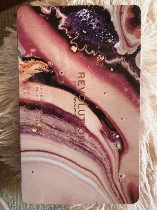 Палитри и четки за грим