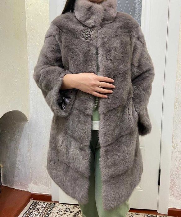 Продам стильную норковую шубу
