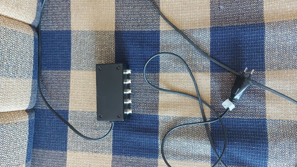 Alimentator pt pedale efect  Cioks Baby