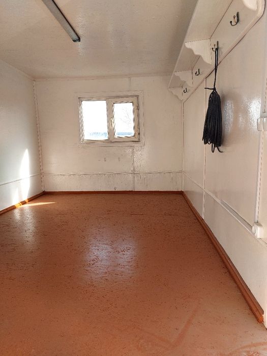 Вагончик  жилой  утепленный