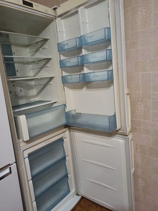 Продается холодильник