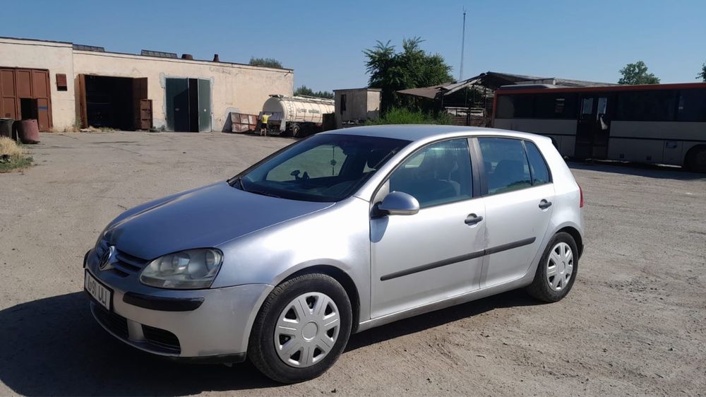 VOLKSWAGEN Golf 2004 — imagine 2