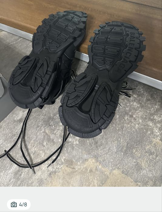 Balenciaga black lef noi