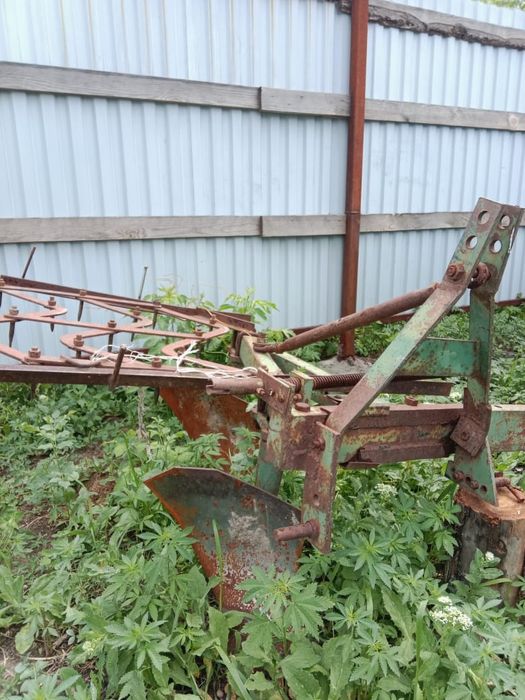 Соқа, прицеп сатылады.